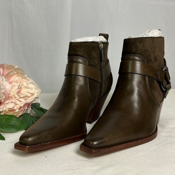 Vince Camuto Shoes - NWOB Vince Camuto Nenanie Brown Leather Suede Pointed Toe Ankle Bootie Size 8.5